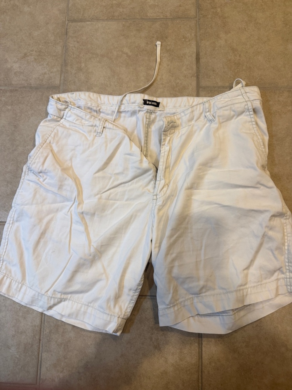 Buck Mason White Men's Flat-Front Shorts